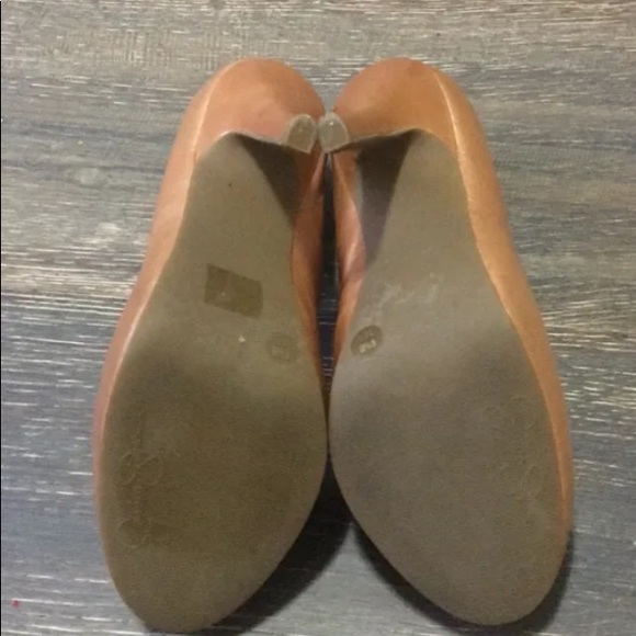 Jessica Simpson platform heels - Picture 3 of 7